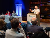 Hubert Aiwanger beim Jungen Wirtschaftsbeirat und Presseclub München. Foto: StMWi / Bastian Brummer.