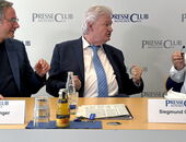 Engagiertes Gespräch zwischen Roman Deininger (SZ), Sigmund Gottlieb (ehemals BR) und PresseClub-Moderator Manfred Otzelberger. 