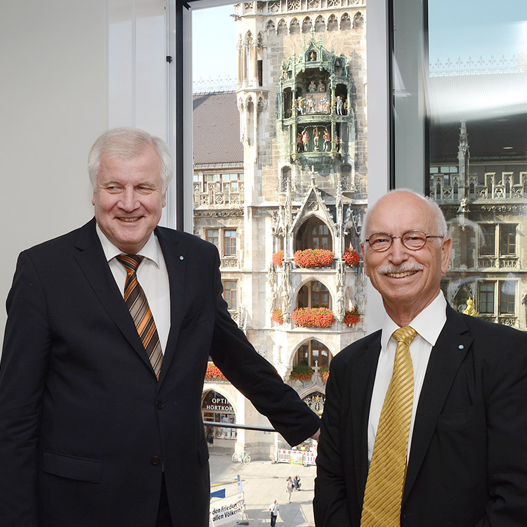 Bayerns Ministerpräsident Horst Seehofer – erster Gast im PresseClub zum Start am Marienplatz. Foto: J. Schwepfinger.