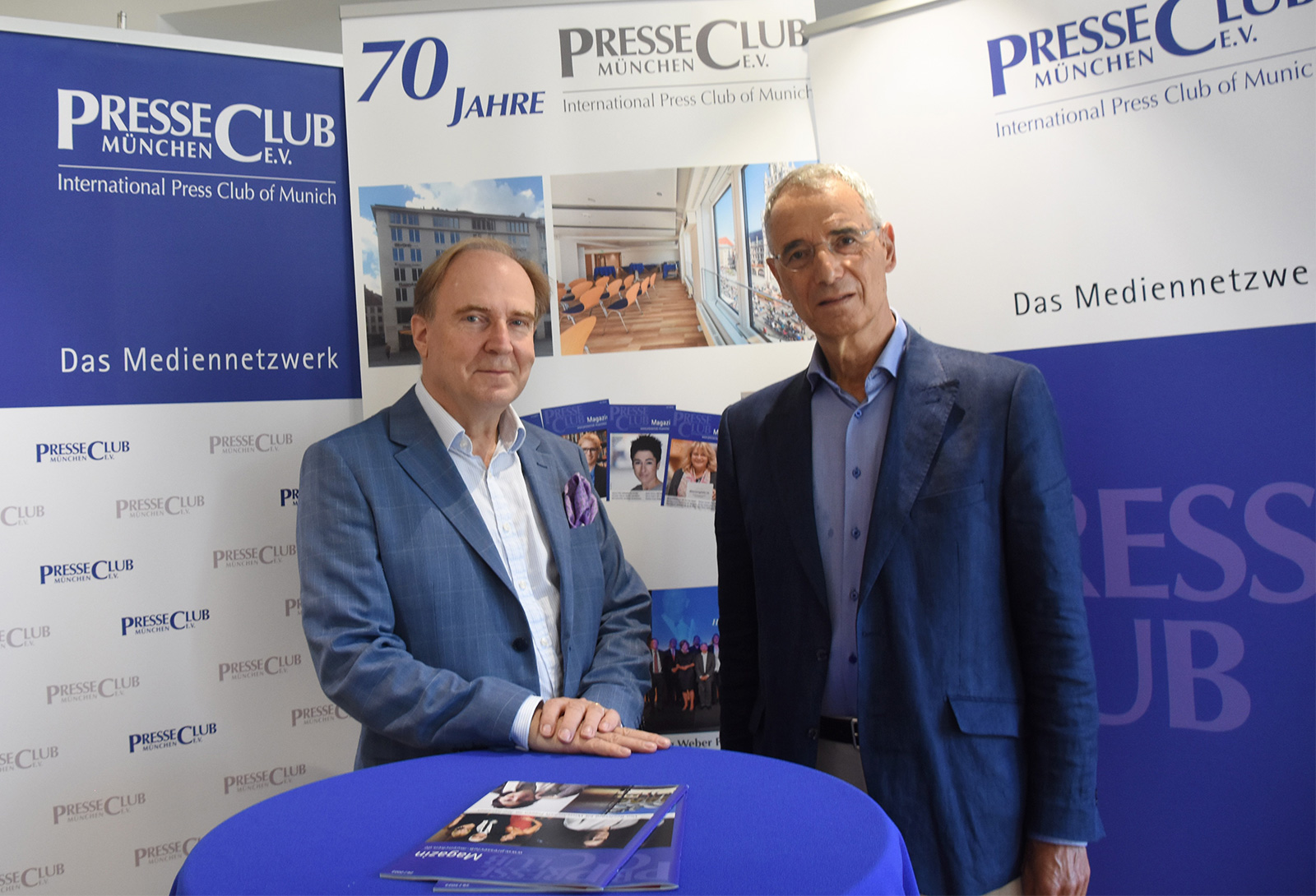 PresseClub Vorstand Peter Althammer (links) mit Prof. Dr. Michael Wolffsohn. Foto: Bernd Lindenthaler.